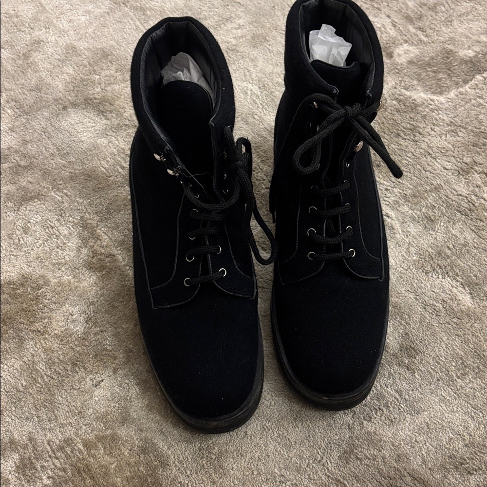 *CHANEL* Black Felt Lace-Up Moto Boot w/Leather Trim Size 41 - Picture 4 of 11